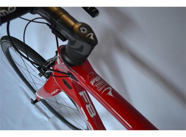 Pinarello Dogma F8 landeveissykkel Racing geometri, Dura Ace Di2 