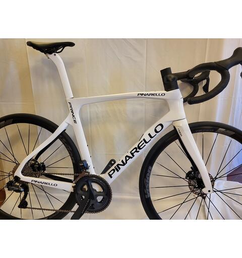 Pinarello Prince Ticr Disc 2021 54,5 cm Racing geometri, farge 214 hvit