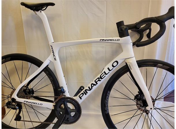 Pinarello Prince Ticr Disc 2021 54,5 cm Racing geometri, farge 214 hvit 