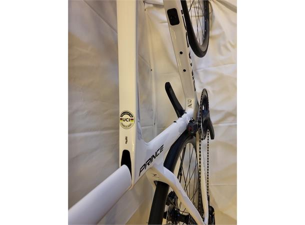 Pinarello Prince Ticr Disc 2021 54,5 cm Racing geometri, farge 214 hvit 